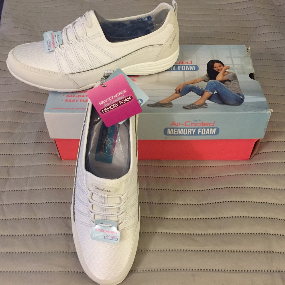Skechers Size 9 Sneakers